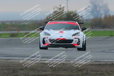 media/Dec-13-2025-OnGrid (Sat) [[98be3c0626]]/Group 2 Yellow/Sunset S4/